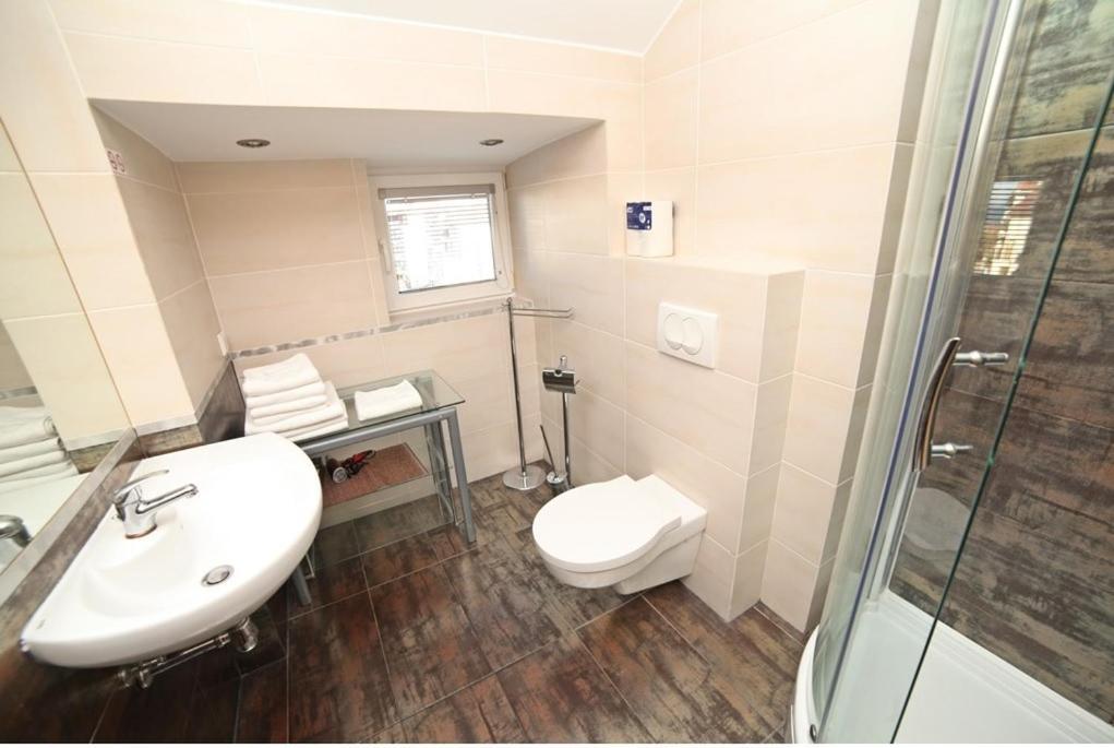 Trzy Korony Drei Kronen 3 Balkone Deluxe 60M2 Topview Świnoujście Exteriör bild